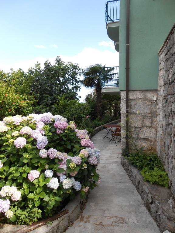 Tranquity Studio Apartment Ika Ловран Екстериор снимка